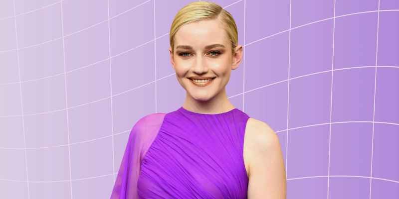 Know Julia Garner Net Worth, Age, Career, Boyfriend, Height, And Weight, Parents