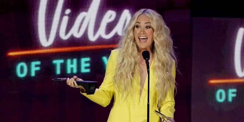 What Happened To Carrie Underwood After The Accident Net Worth, Husband, Height, Age, Grammys, Bio, And More